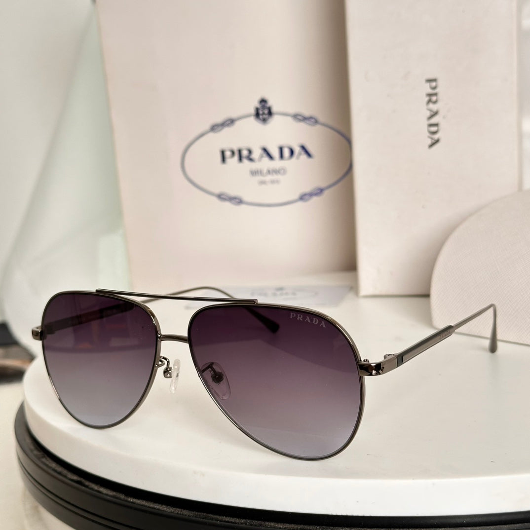 PRADA   Mod:PR165 Size:61-14-145