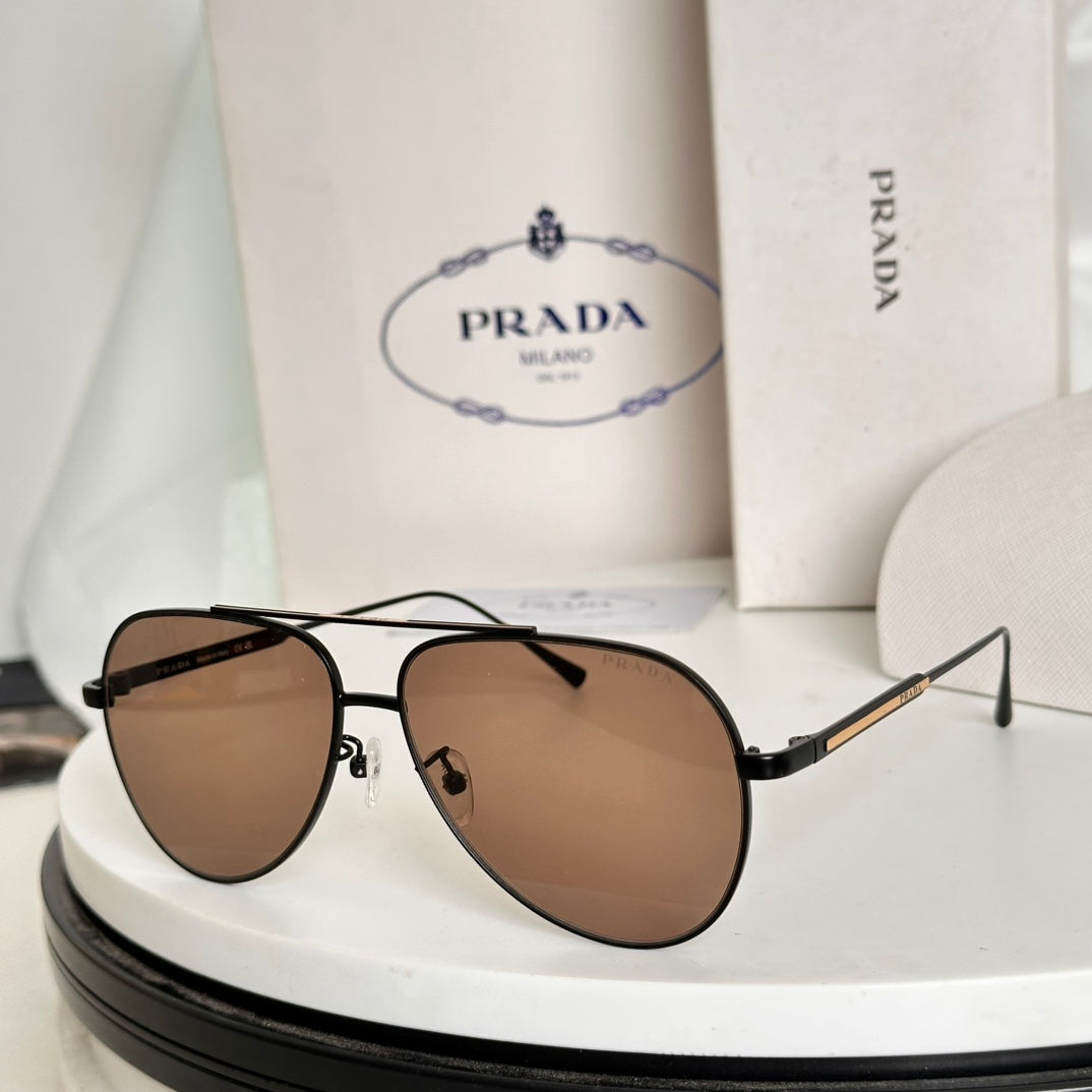 PRADA   Mod:PR165 Size:61-14-145