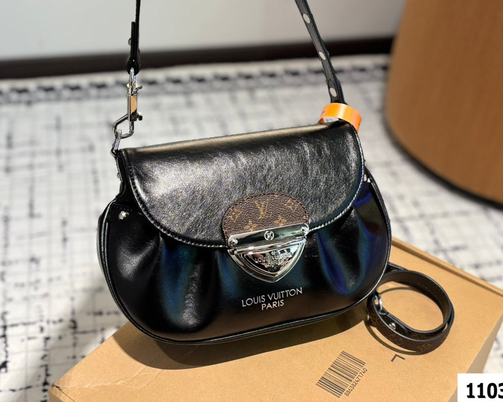 LOUIS VUITTON ルイヴィトン