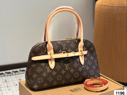 LOUIS VUITTON ルイヴィトン