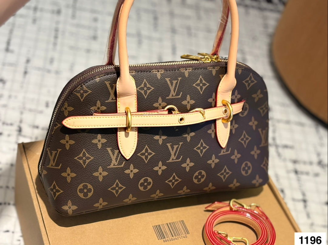 LOUIS VUITTON ルイヴィトン