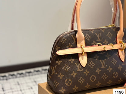 LOUIS VUITTON ルイヴィトン