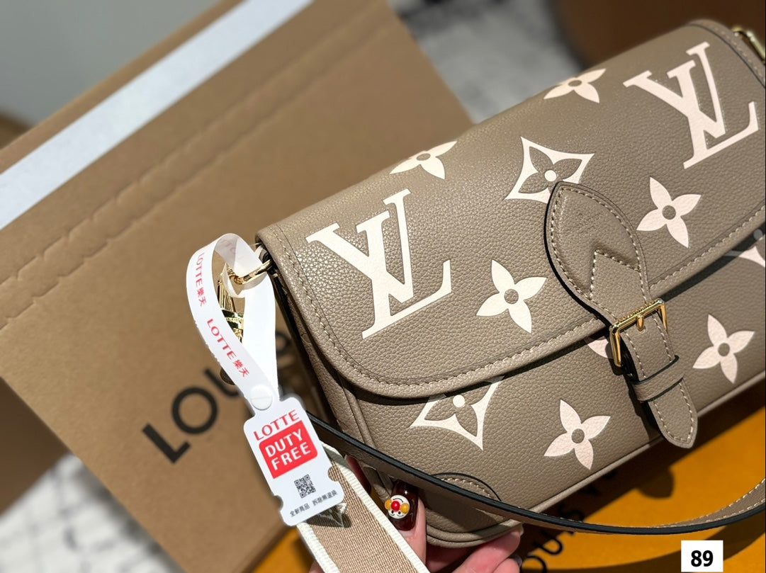 LOUIS VUITTON ルイヴィトン