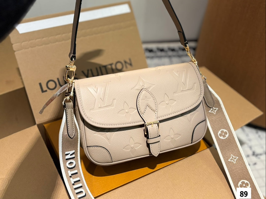 LOUIS VUITTON ルイヴィトン