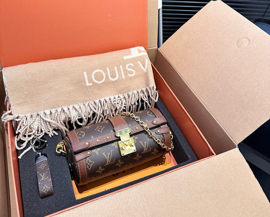 LOUIS VUITTON ルイヴィトン