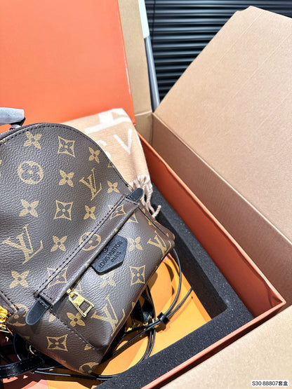 LOUIS VUITTON ルイヴィトン