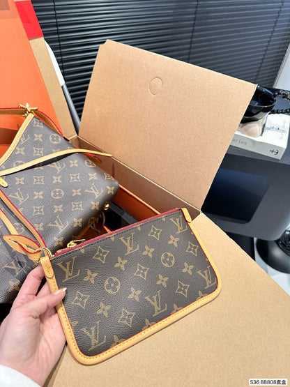 LOUIS VUITTON ルイヴィトン