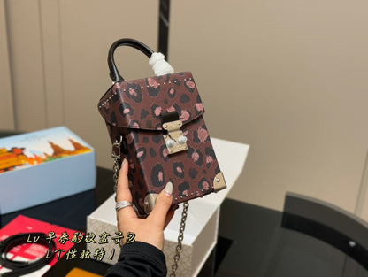 LOUIS VUITTON ルイヴィトン