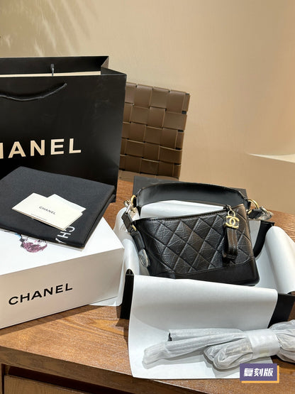 CHANELシャネル