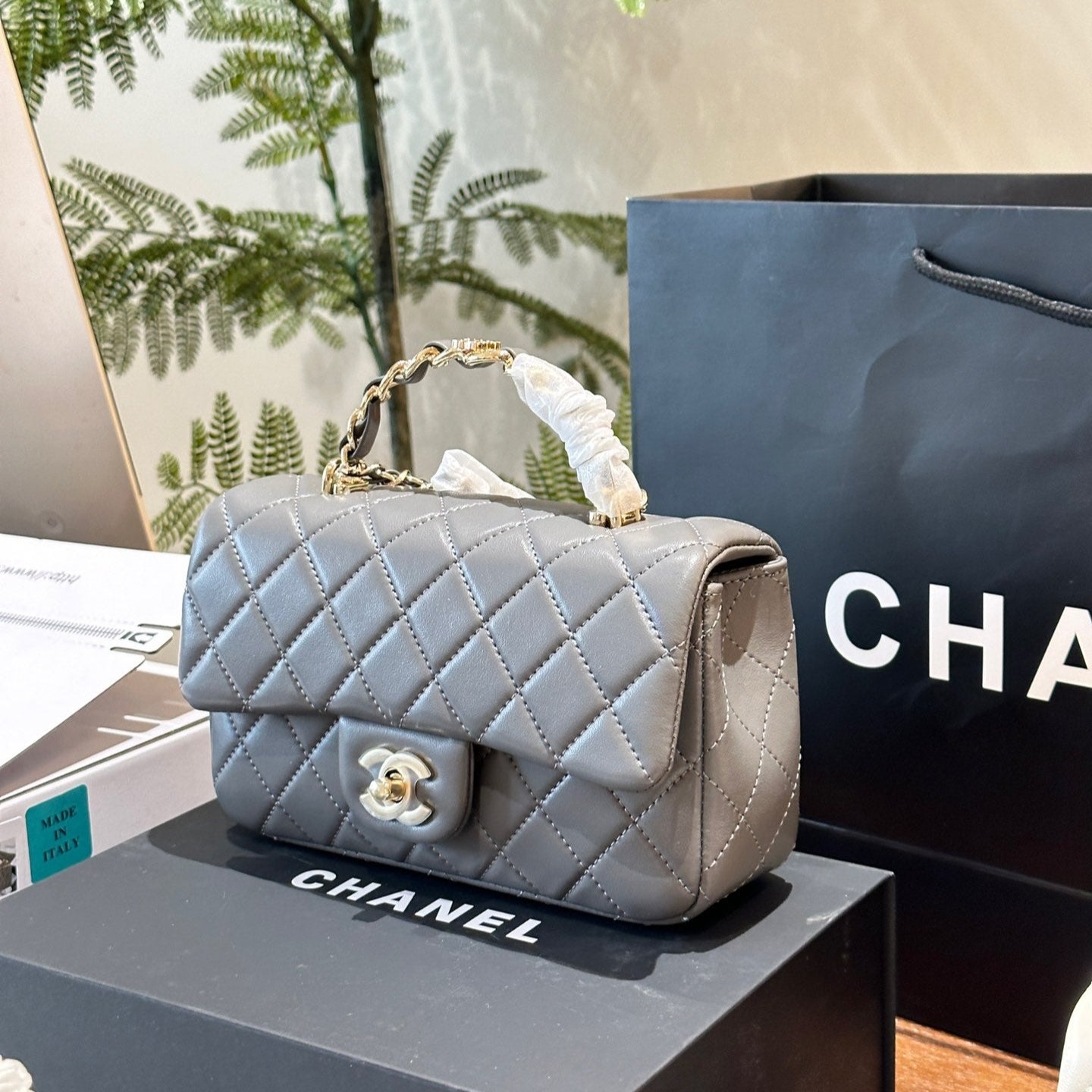 CHANELシャネル バッグ