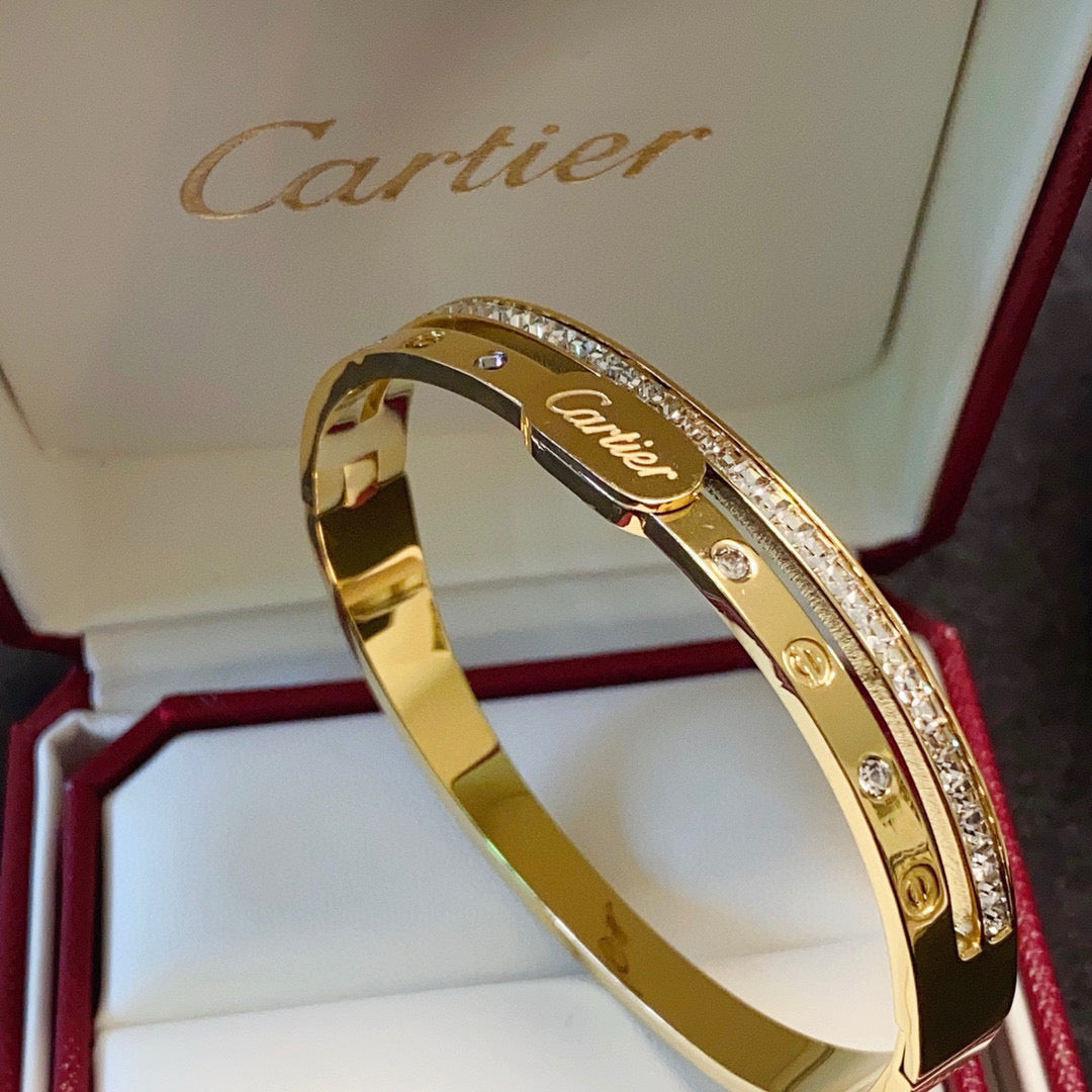 cartier ブレスレット