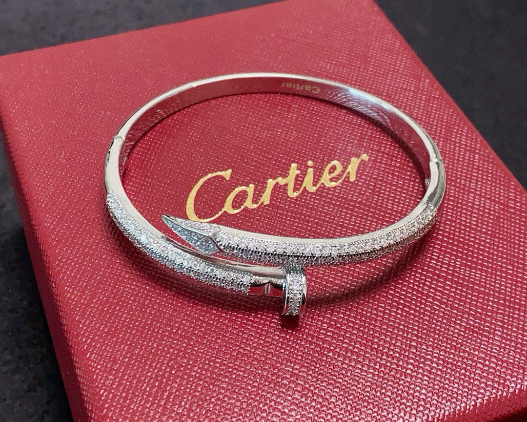 cartier ブレスレット