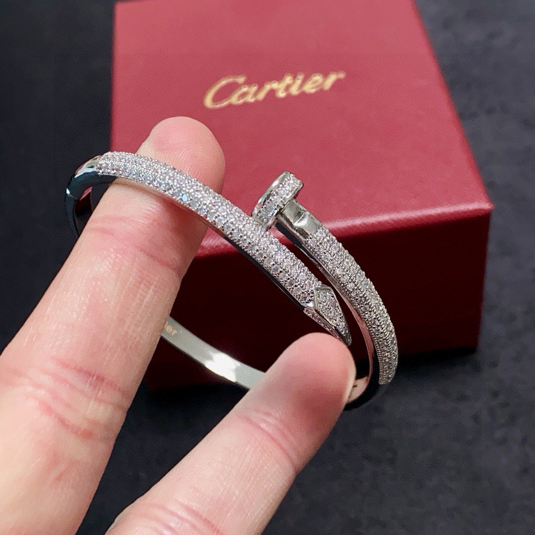 cartier ブレスレット