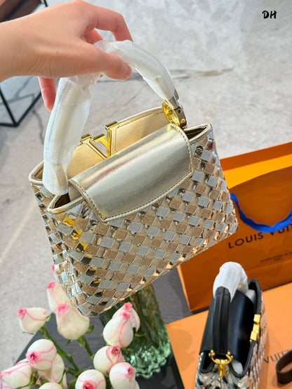 Louis Vuitton  バッグ