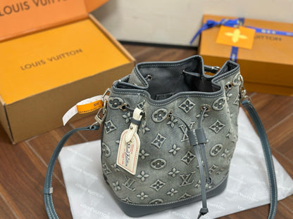 Louis Vuitton バッグ