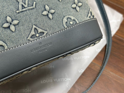 Louis Vuitton バッグ