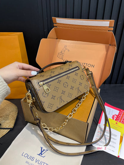 Louis Vuitton   バッグ