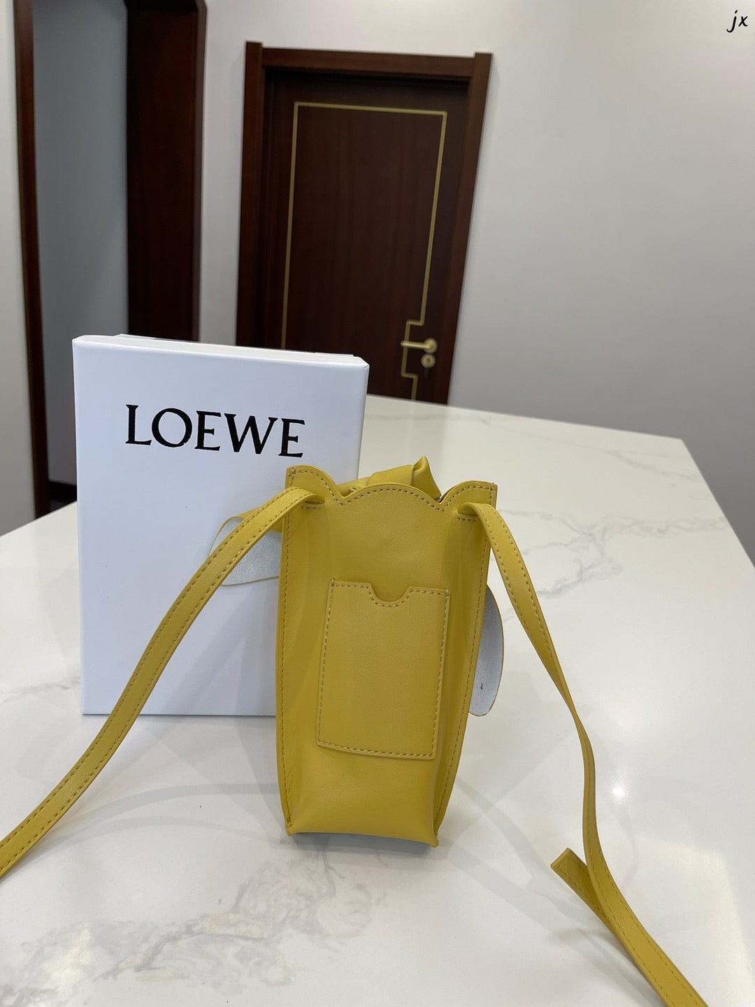 loewe ミニバッグ