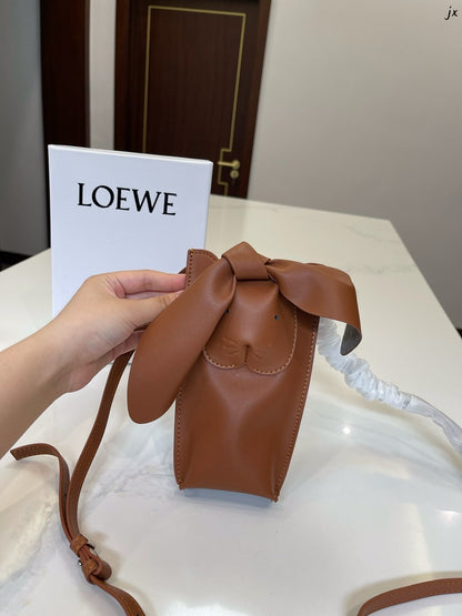 loewe ミニバッグ