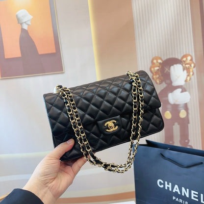 Chanel  バッグ