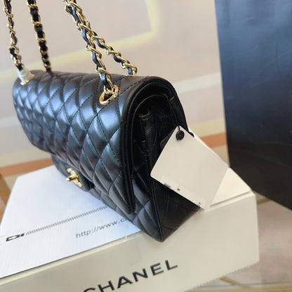 Chanel  バッグ