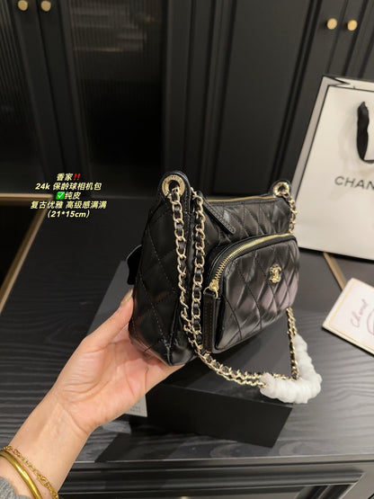 Chanel  バッグ