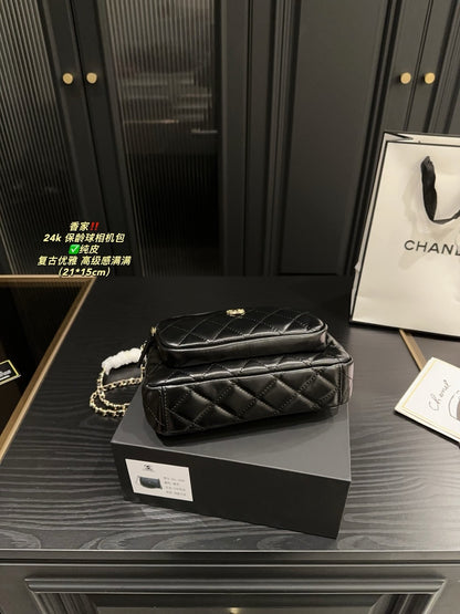 Chanel  バッグ