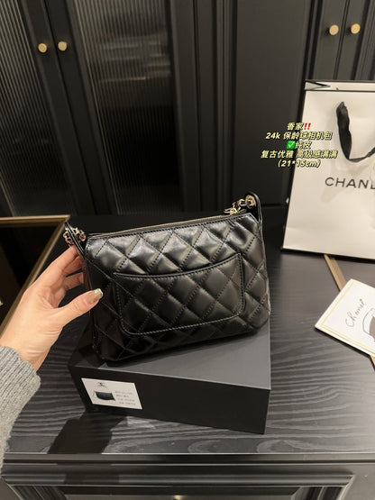 Chanel  バッグ