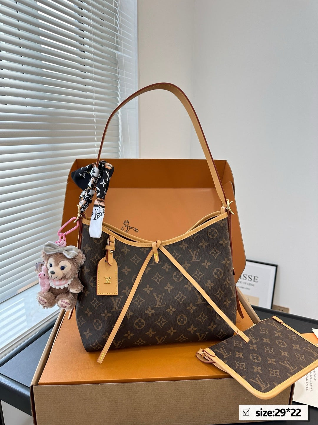 Louis Vuitton  バッグ