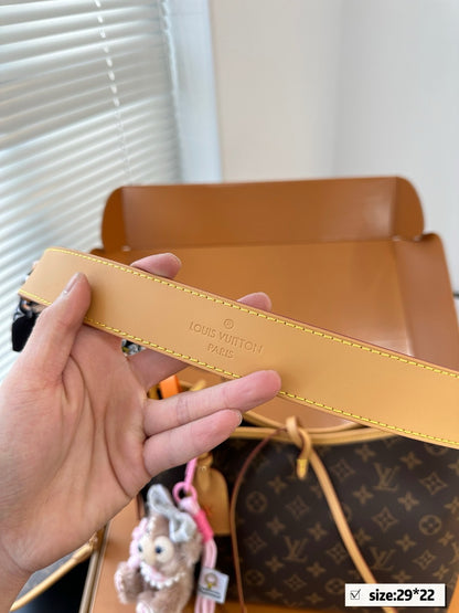 Louis Vuitton  バッグ