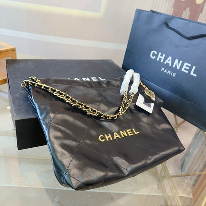 Chanel  バッグ