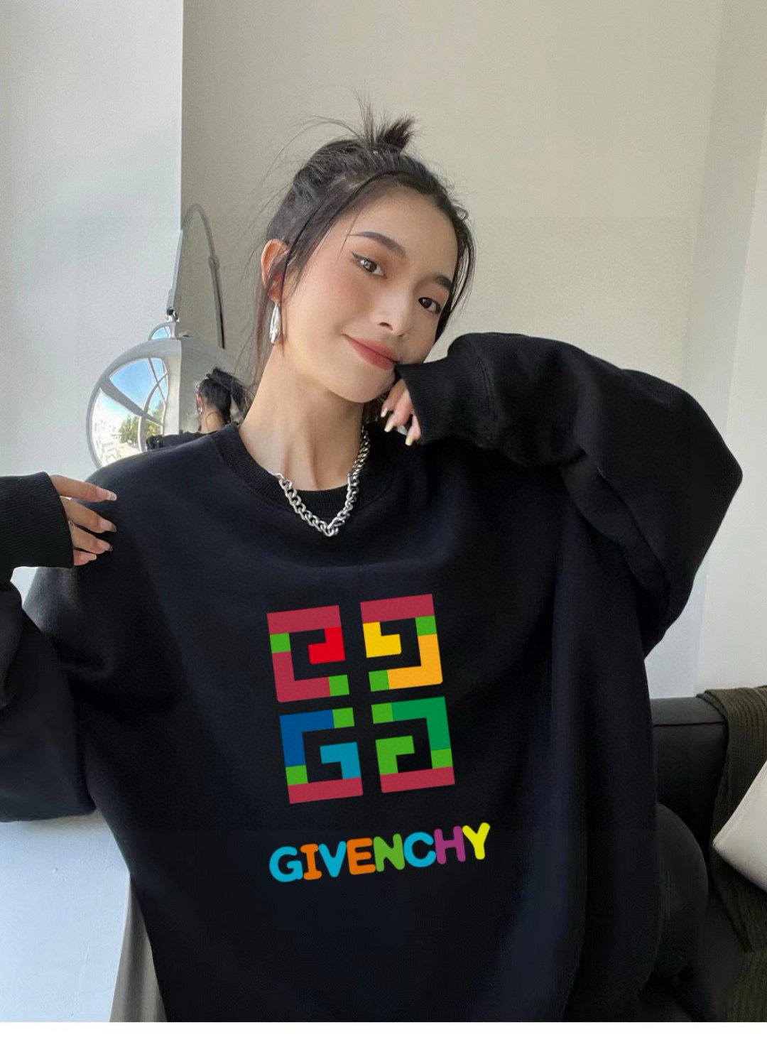 givenchy  長袖