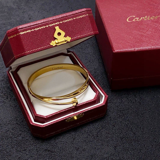 cartier  ブレスレット