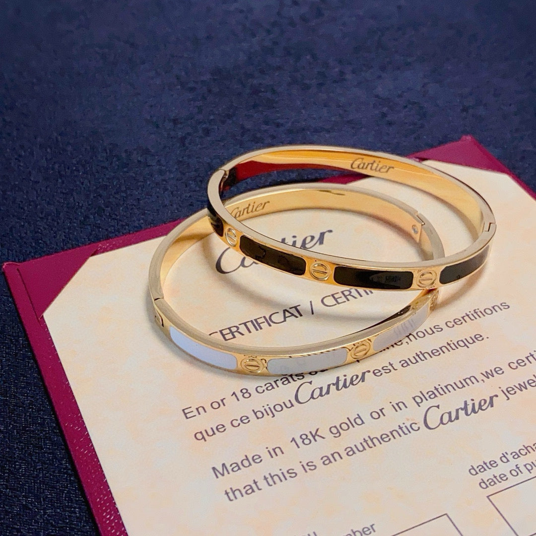 cartier ブレスレット