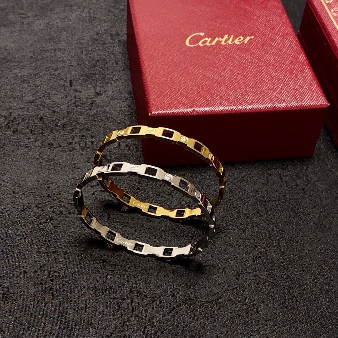 cartier ブレスレット