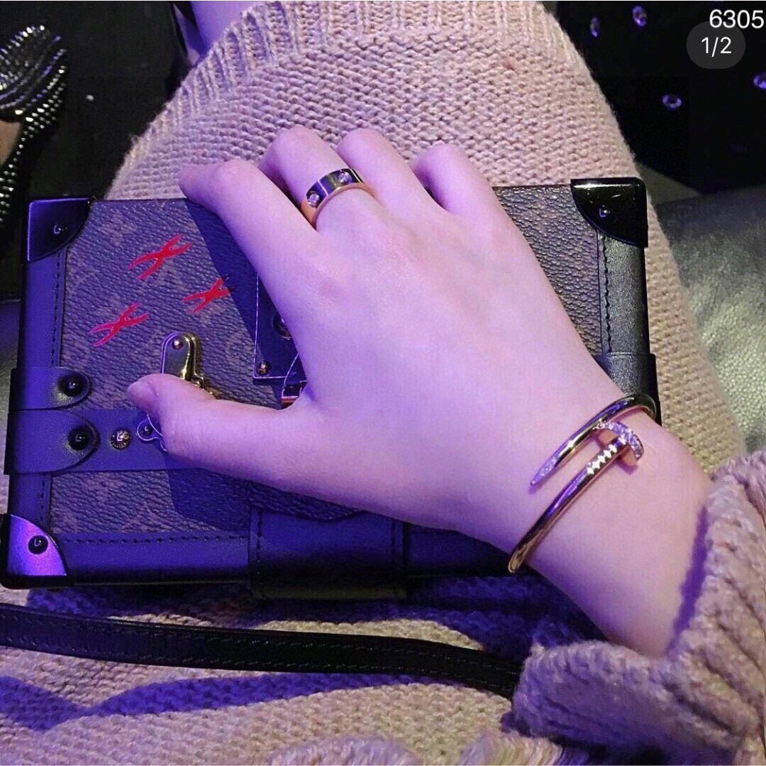 cartier  ブレスレット