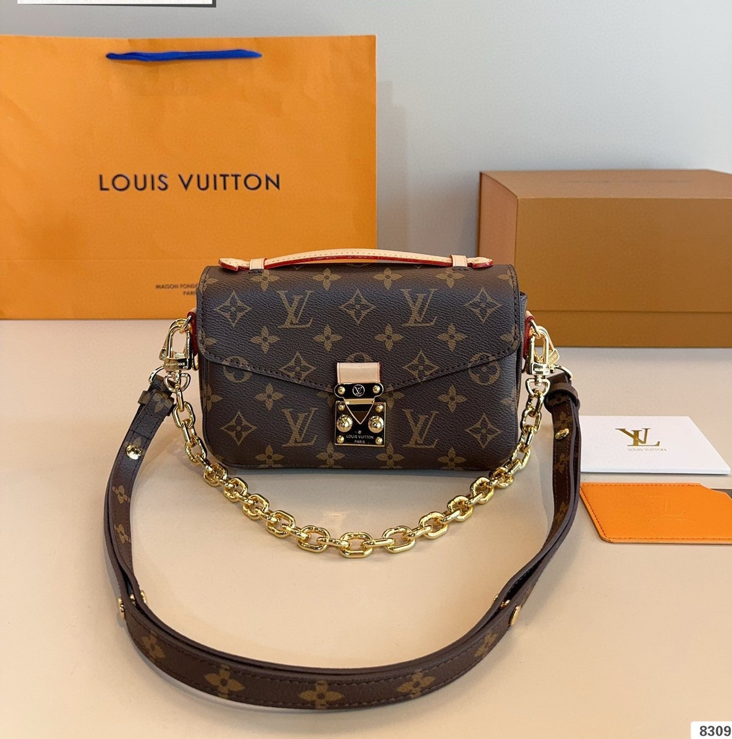 Louis Vuitton バッグ