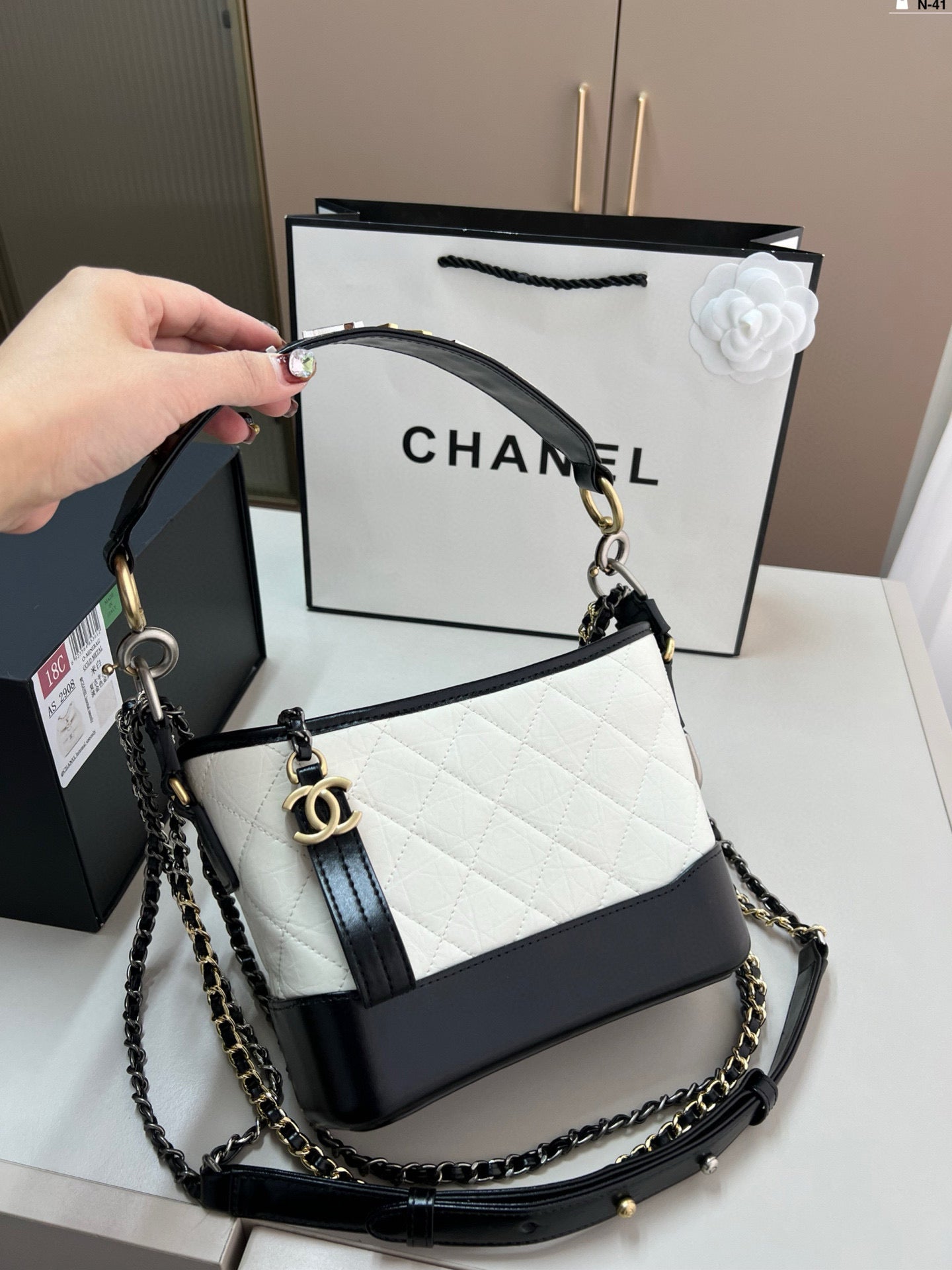 Chanel  バッグ