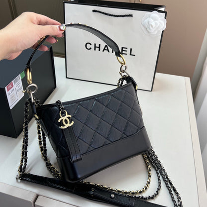 Chanel  バッグ