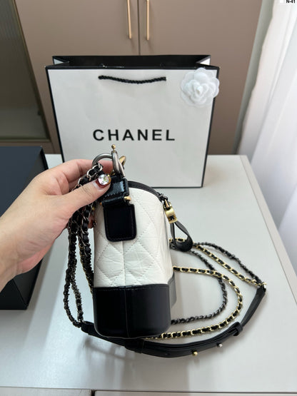 Chanel  バッグ