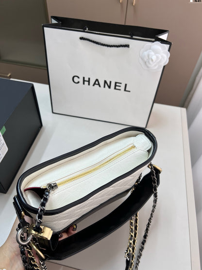 Chanel  バッグ