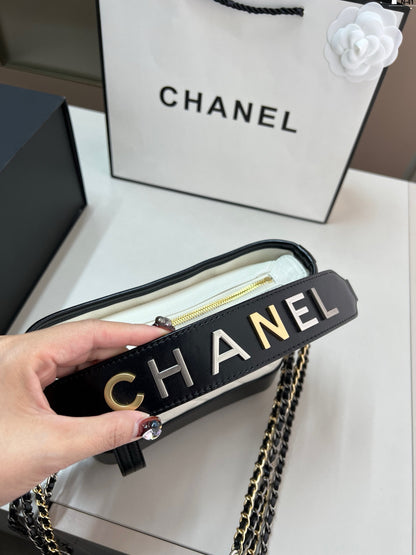 Chanel  バッグ