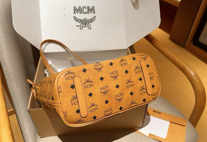 mcm   2点セット.  バッグ  ,財布