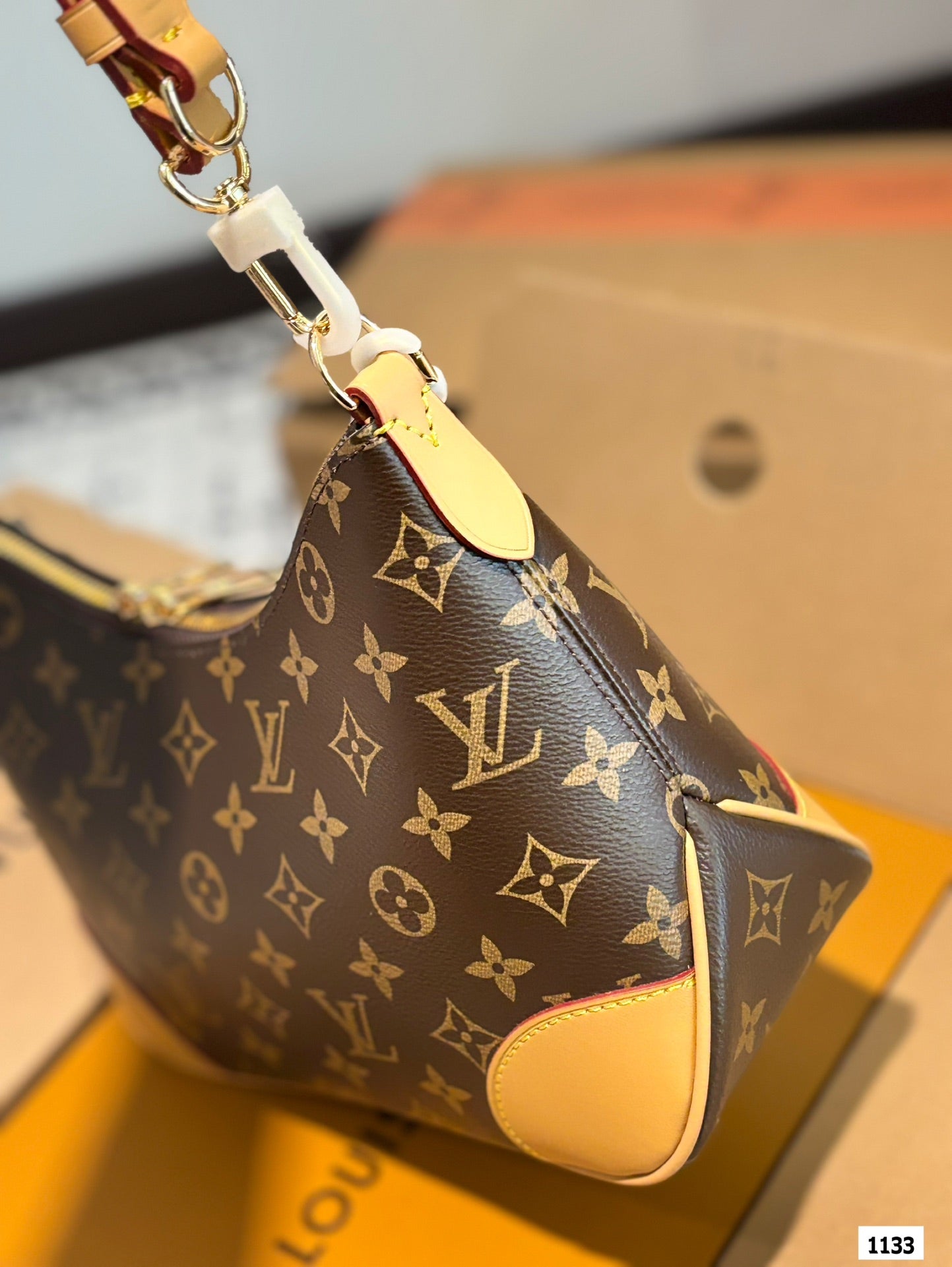 Louis Vuitton   バッグ