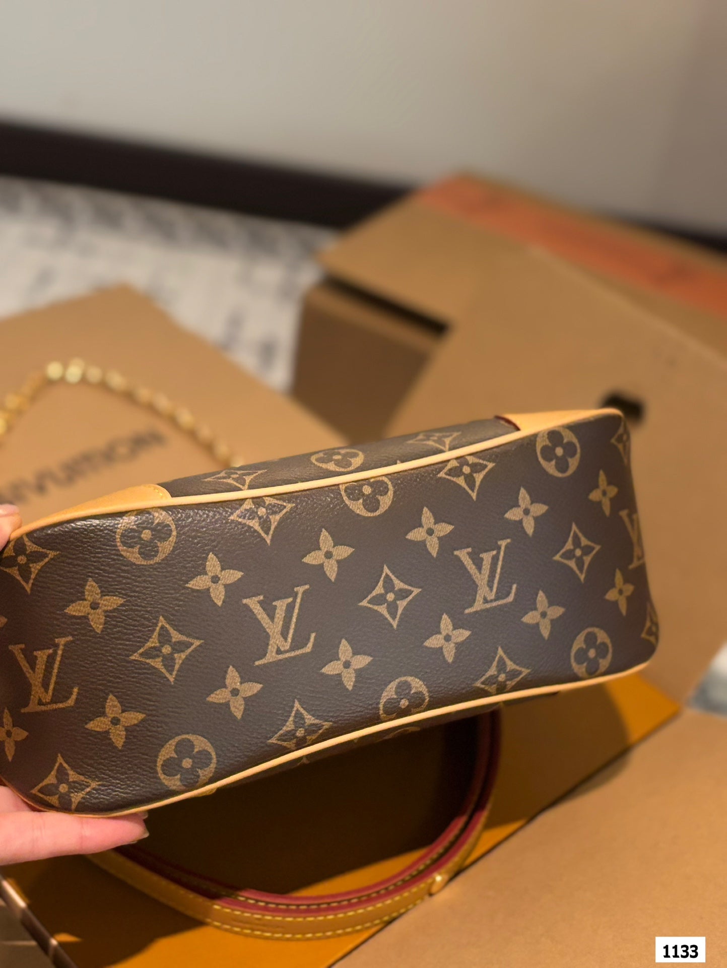 Louis Vuitton   バッグ